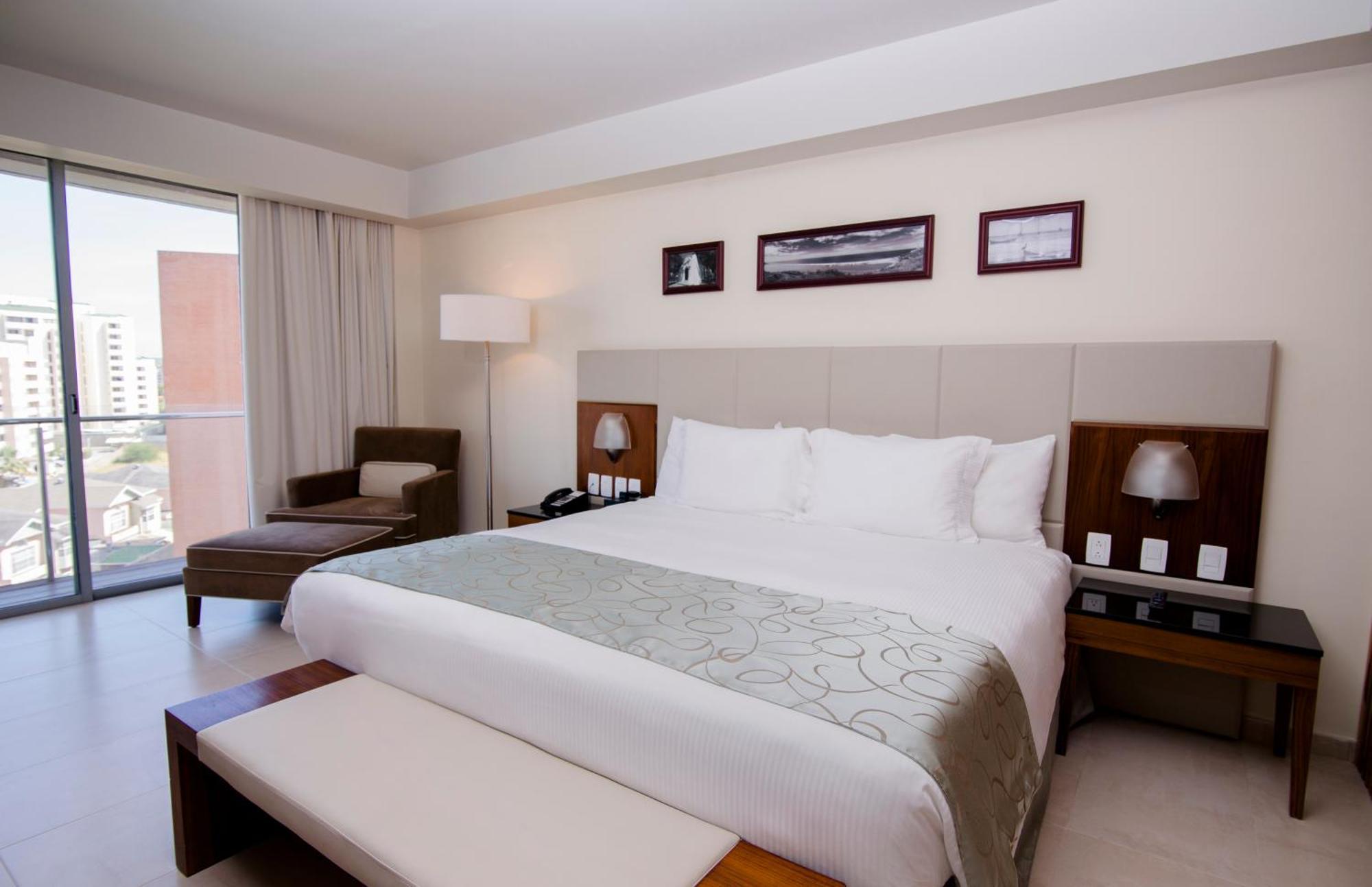 Sunsol Unik Luxury Hotel Porlamar Exterior foto