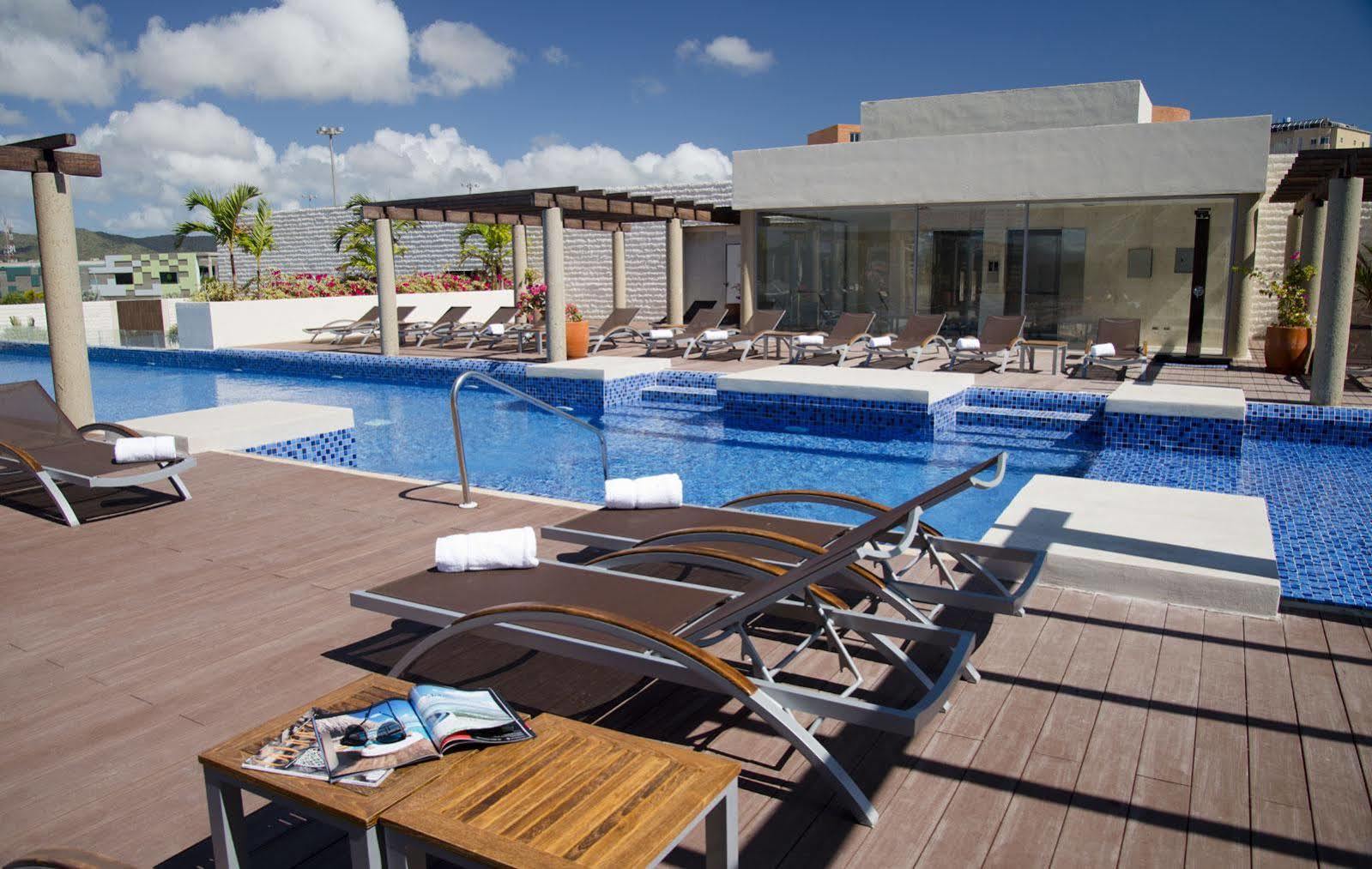 Sunsol Unik Luxury Hotel Porlamar Exterior foto